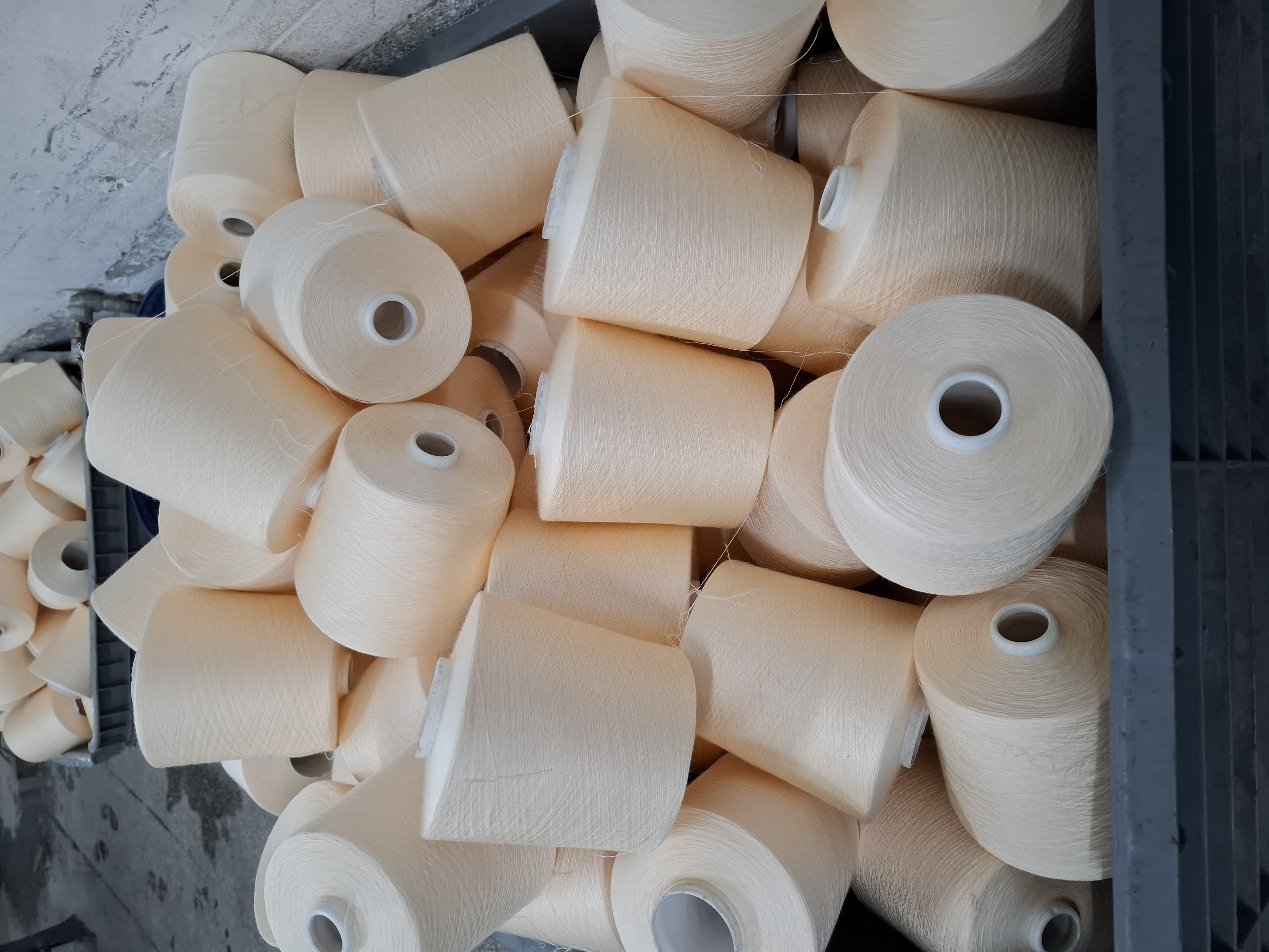Acrylic Woolen Polyamide Yarns